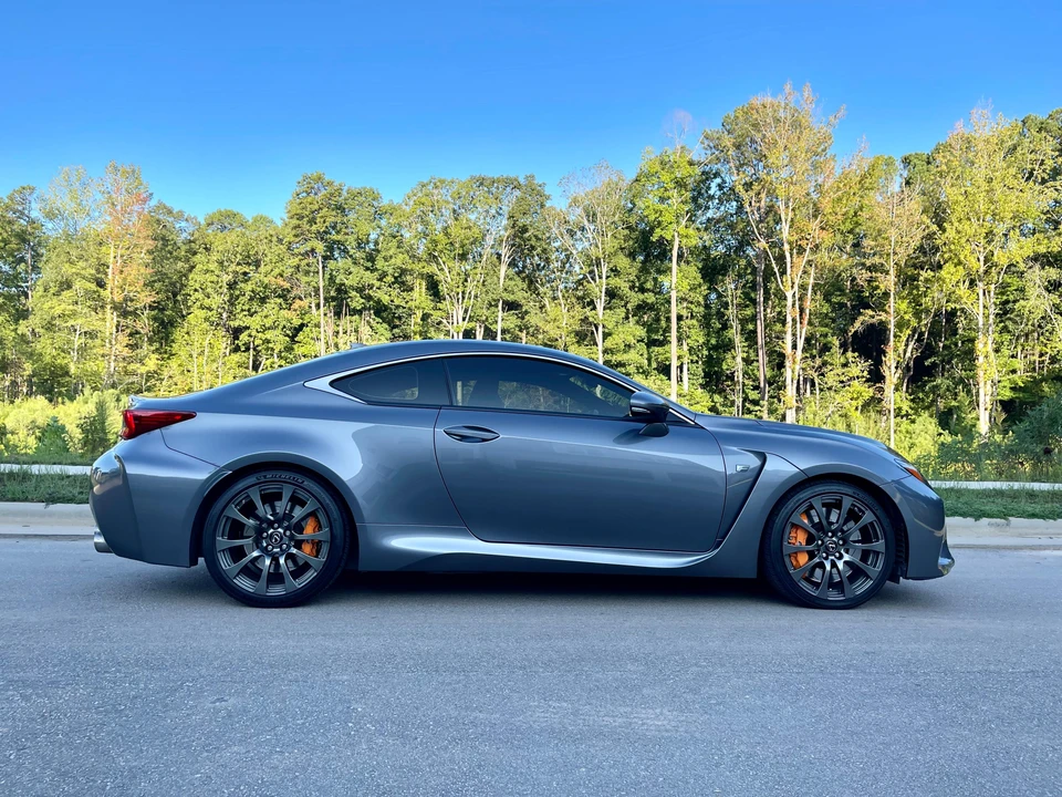 2016 Lexus RC F - Image 20 of 31