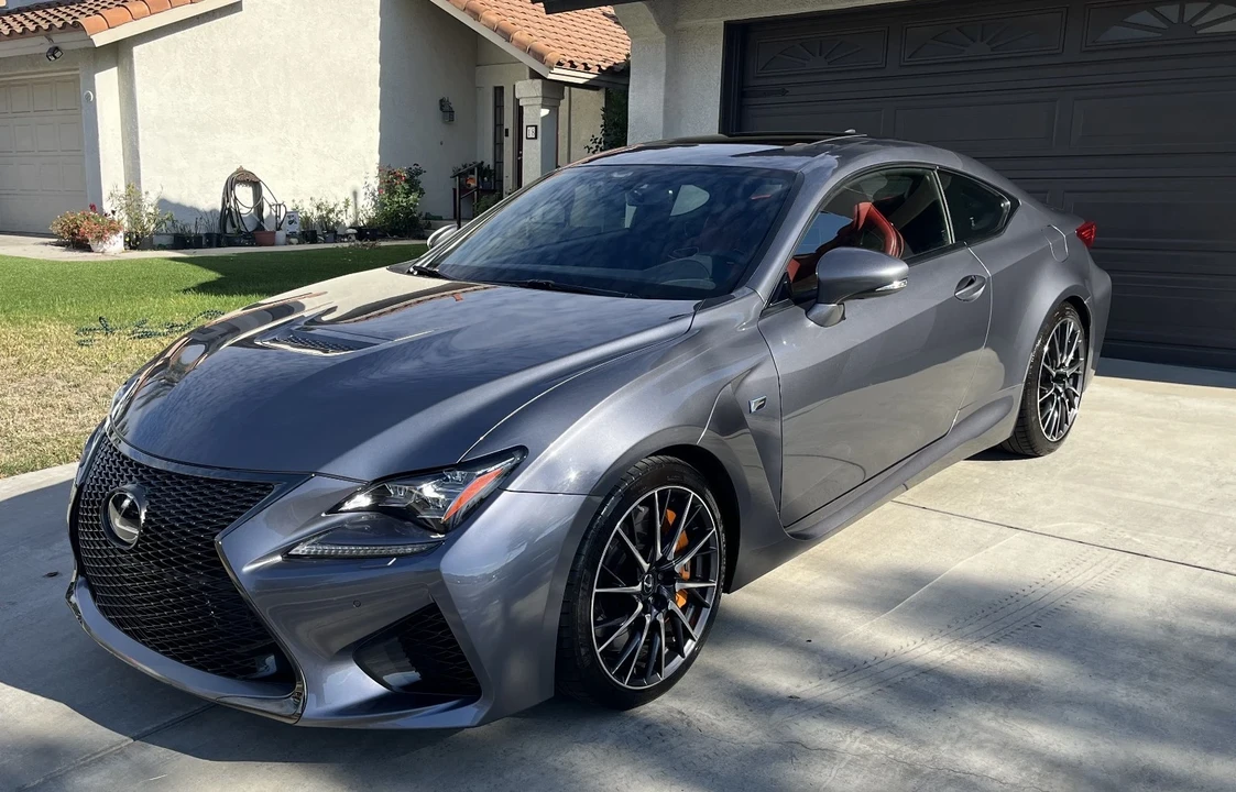 2016 Lexus RC F - Image 9 of 20