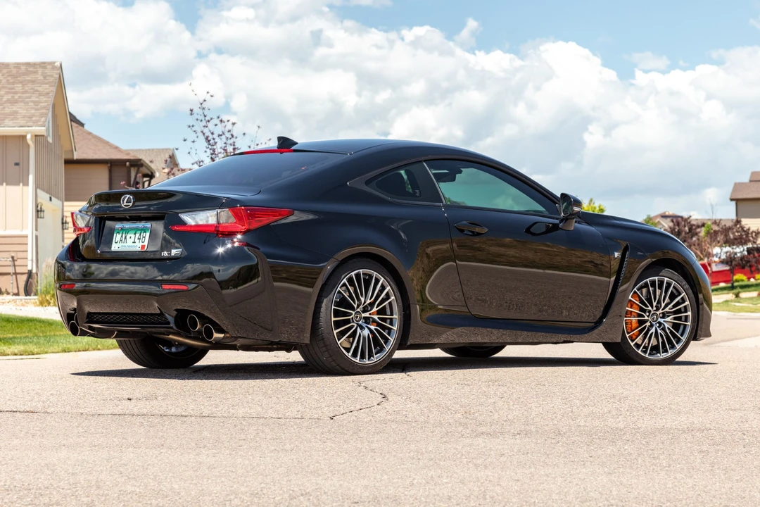 2016 Lexus RC F - Image 6 of 31
