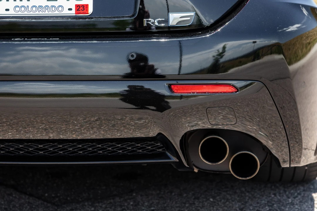 2016 Lexus RC F - Image 29 of 31