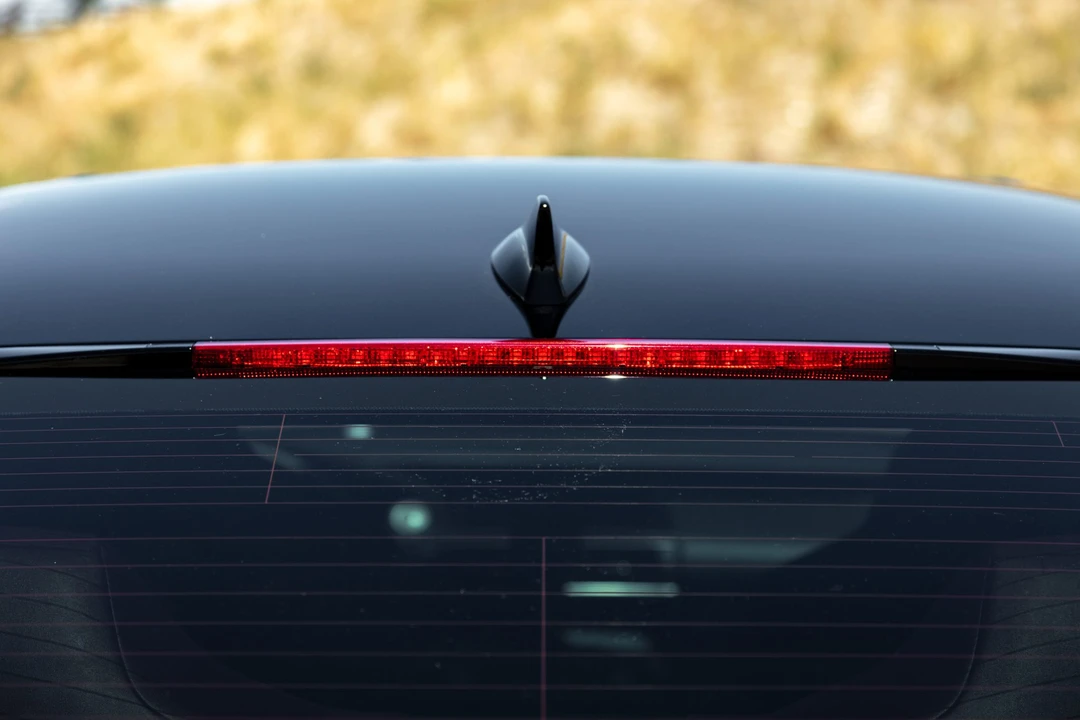 2016 Lexus RC F - Image 24 of 31