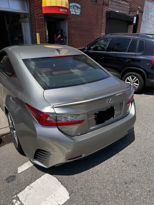 2016 Lexus RC - Image 5 of 7