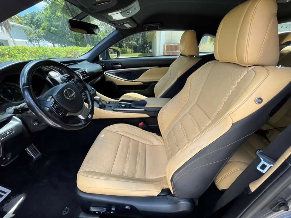 2016 Lexus RC - Image 7 of 11