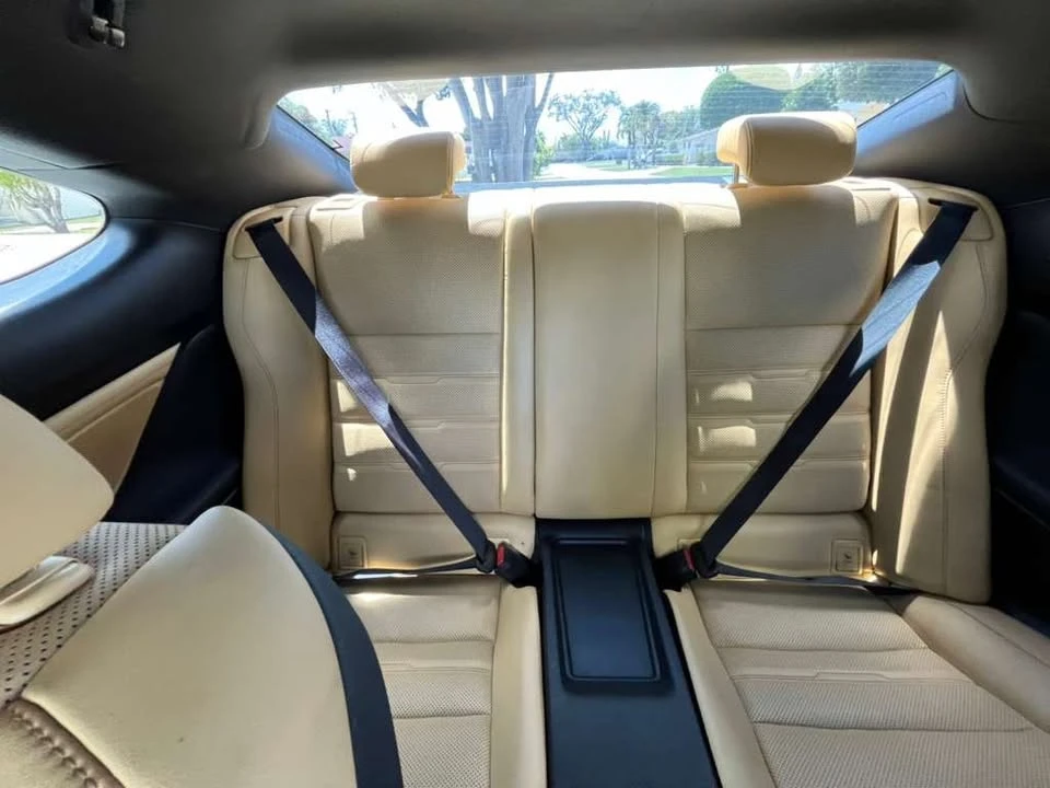 2016 Lexus RC - Image 11 of 11