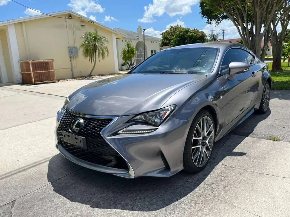 2016 Lexus RC - Image 3 of 11