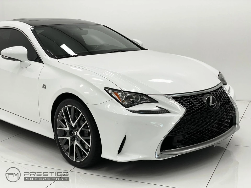2016 Lexus RC F - Image 9 of 21