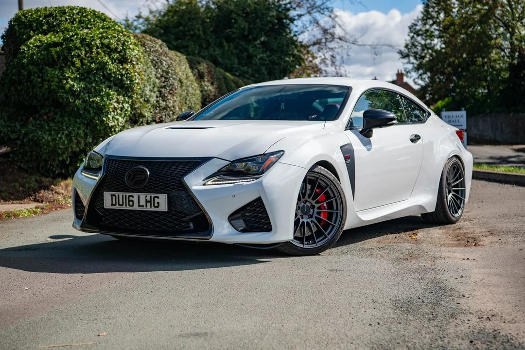 2015 Lexus RC F - Image 3 of 30