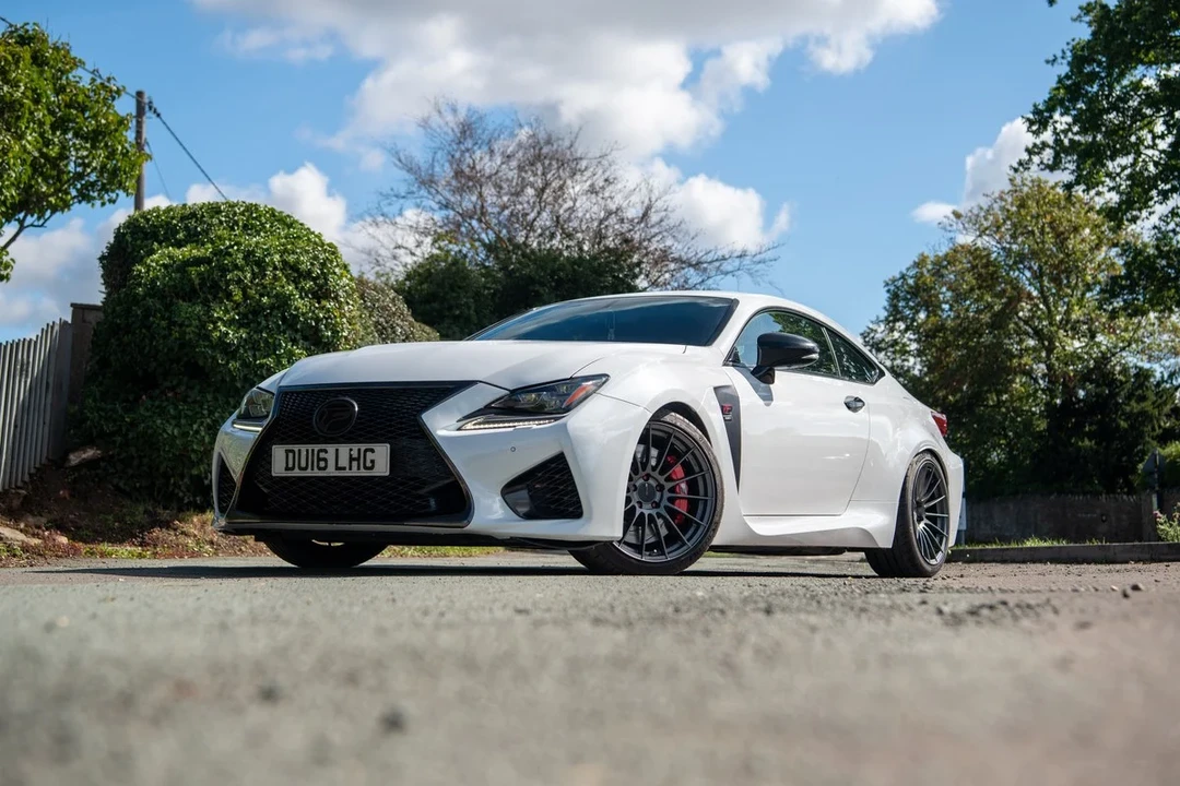 2015 Lexus RC F - Image 5 of 30