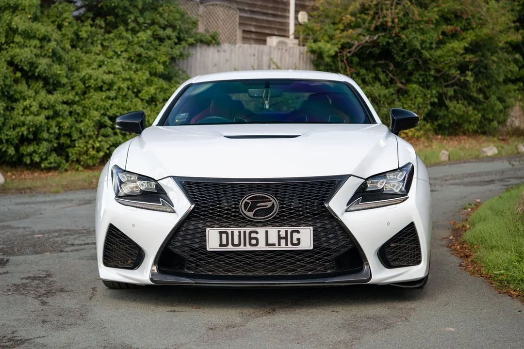 2015 Lexus RC F - Image 10 of 30