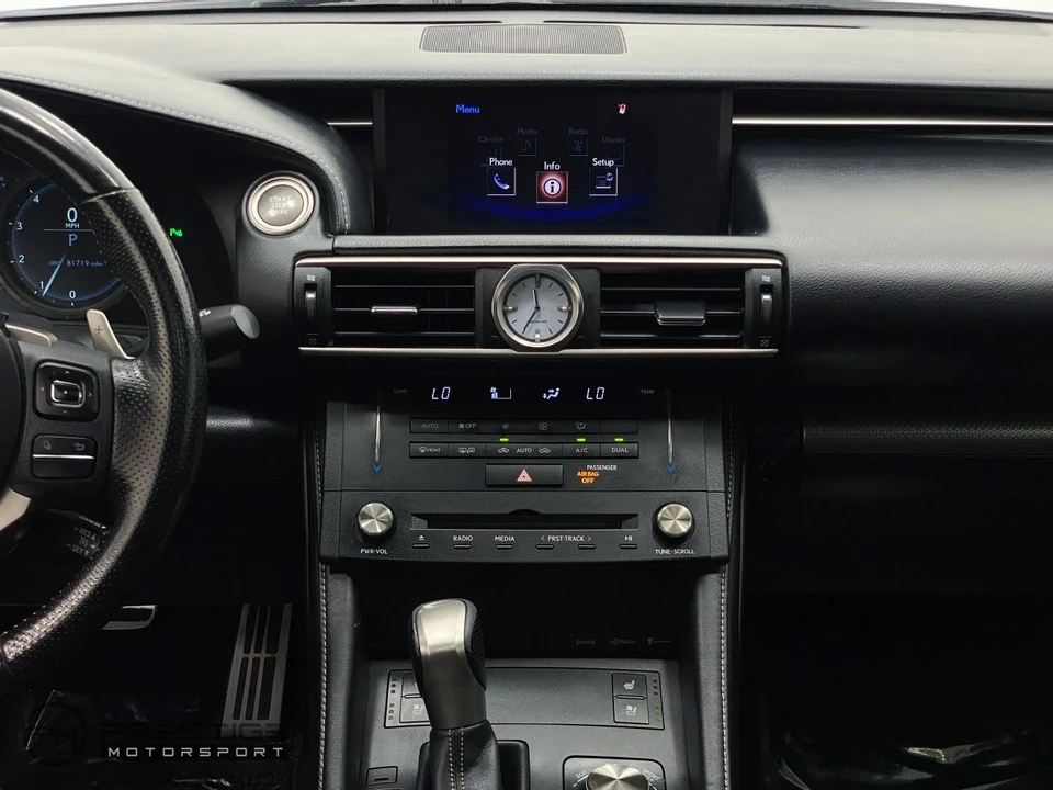 2016 Lexus RC - Image 20 of 21