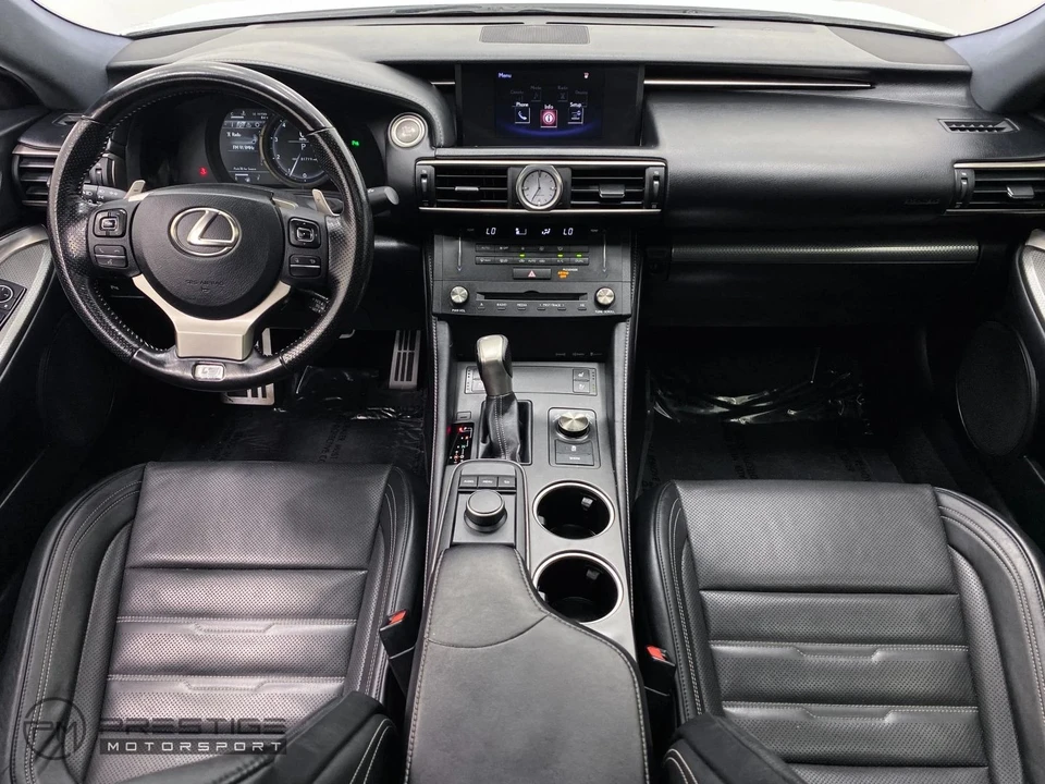 2016 Lexus RC - Image 19 of 21
