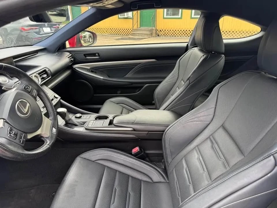 2016 Lexus RC - Image 2 of 10