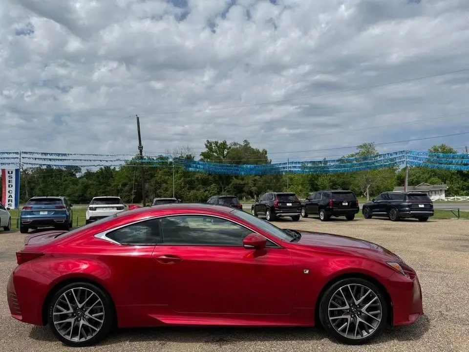 2016 Lexus RC - Image 8 of 10
