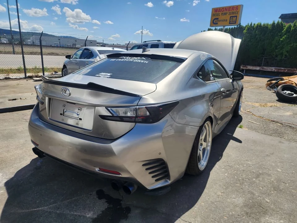 2016 Lexus RC - Image 2 of 6