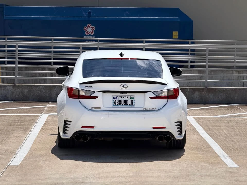 2016 Lexus RC - Image 6 of 16