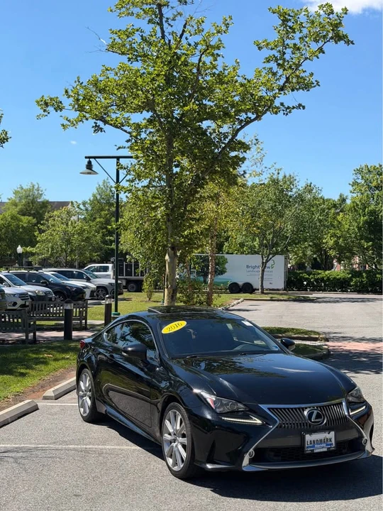 2016 Lexus RC - Image 11 of 11