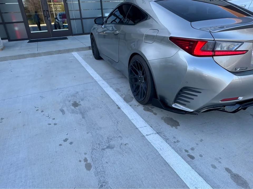 2016 Lexus RC - Image 8 of 18