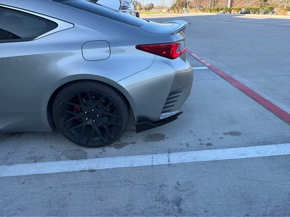 2016 Lexus RC - Image 11 of 18