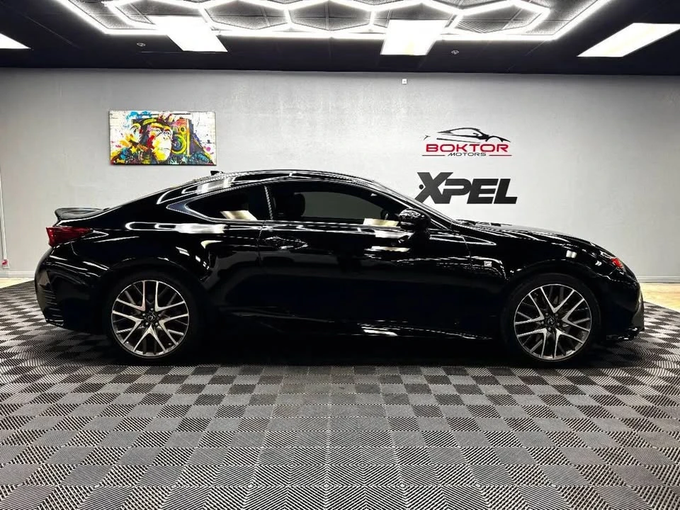 2016 Lexus RC - Image 12 of 17