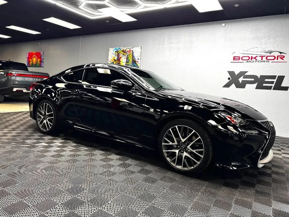2016 Lexus RC - Image 2 of 17