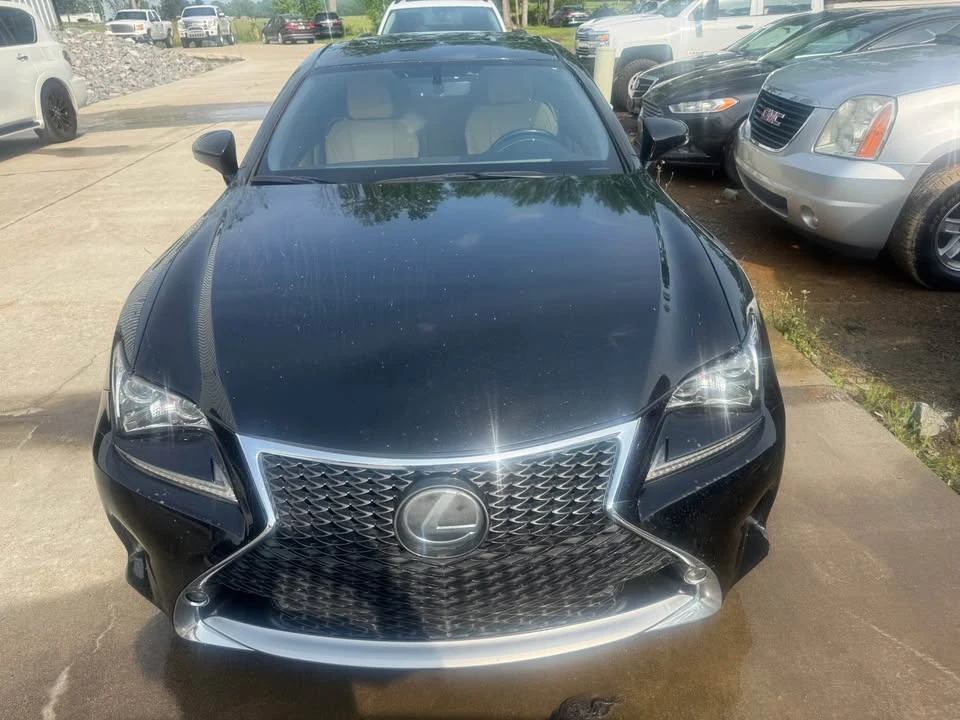 2016 Lexus RC - Image 2 of 9