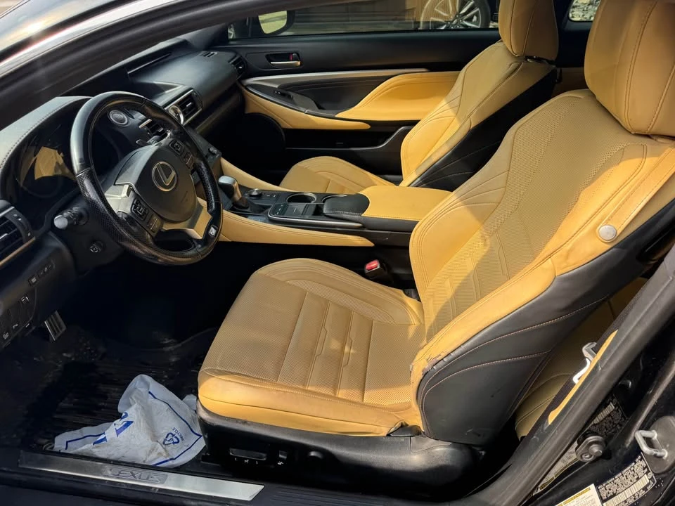 2016 Lexus RC - Image 7 of 9