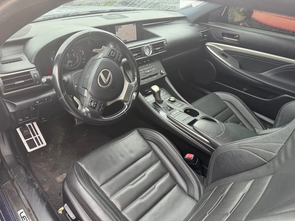 2016 Lexus RC - Image 7 of 12