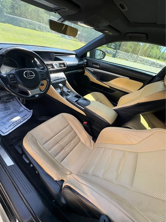 2016 Lexus RC - Image 7 of 13