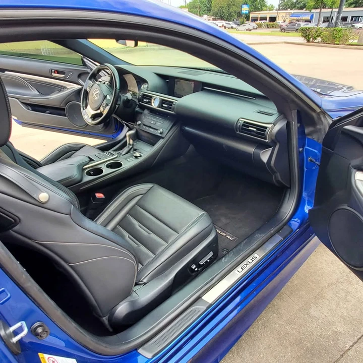 2016 Lexus RC - Image 8 of 15