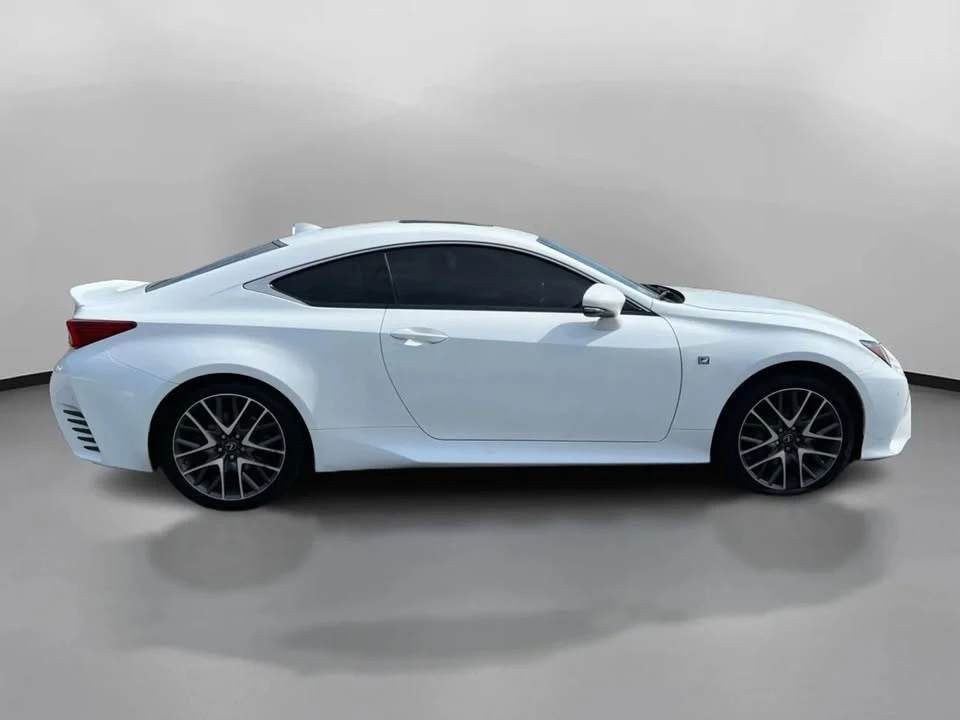 2016 Lexus RC - Image 7 of 20