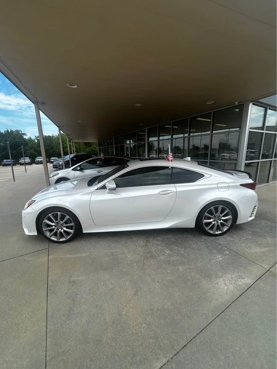 2016 Lexus RC - Image 3 of 8