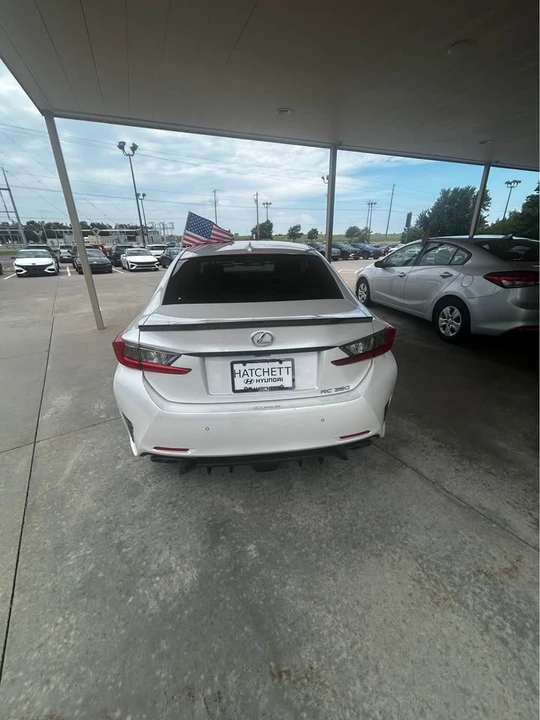 2016 Lexus RC - Image 5 of 8