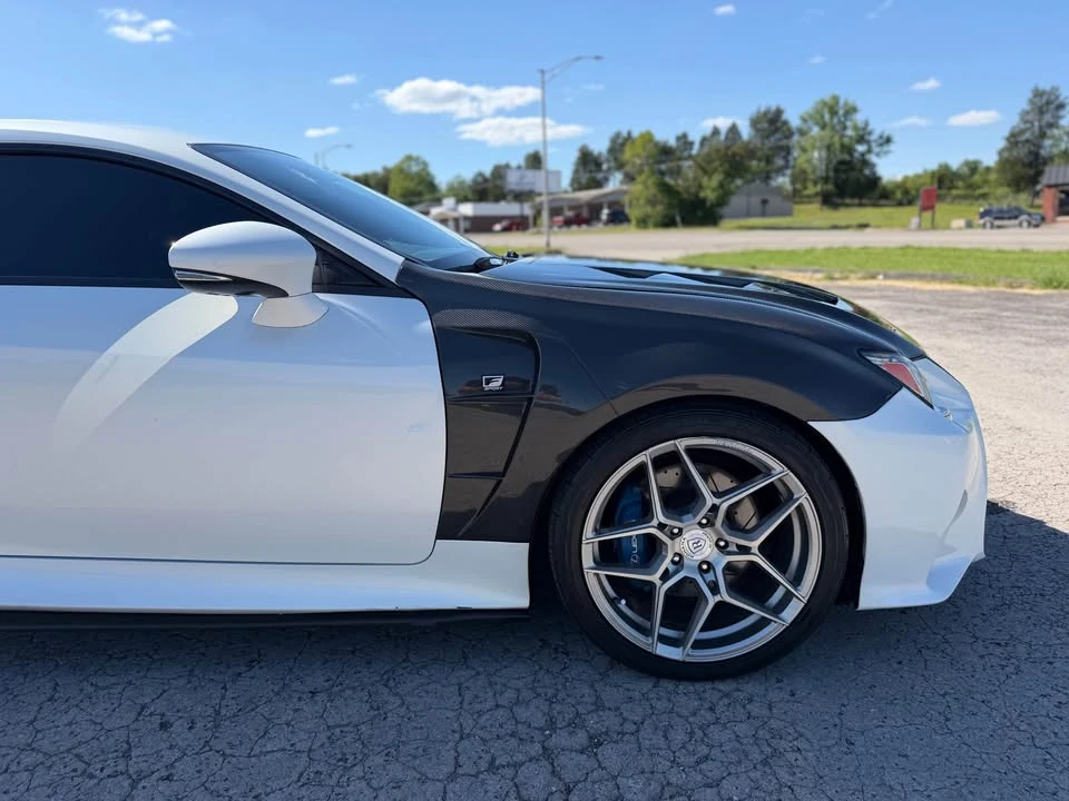 2016 Lexus RC - Image 8 of 14