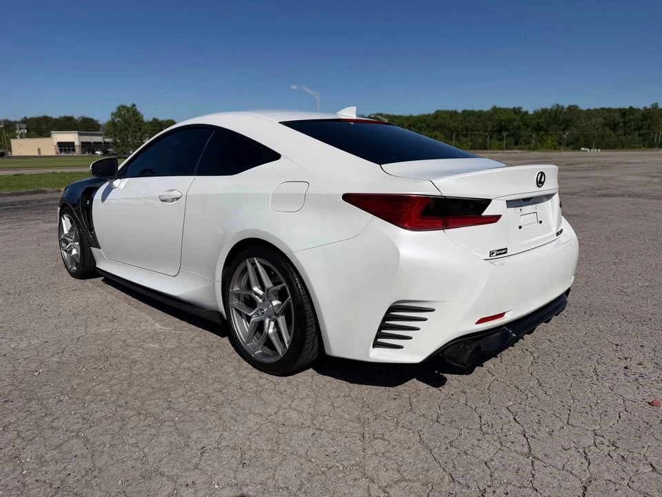 2016 Lexus RC - Image 5 of 14