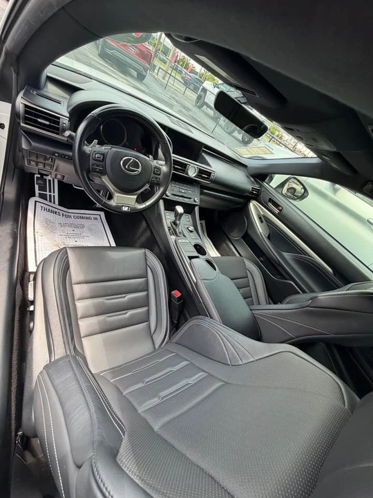 2016 Lexus RC - Image 5 of 7
