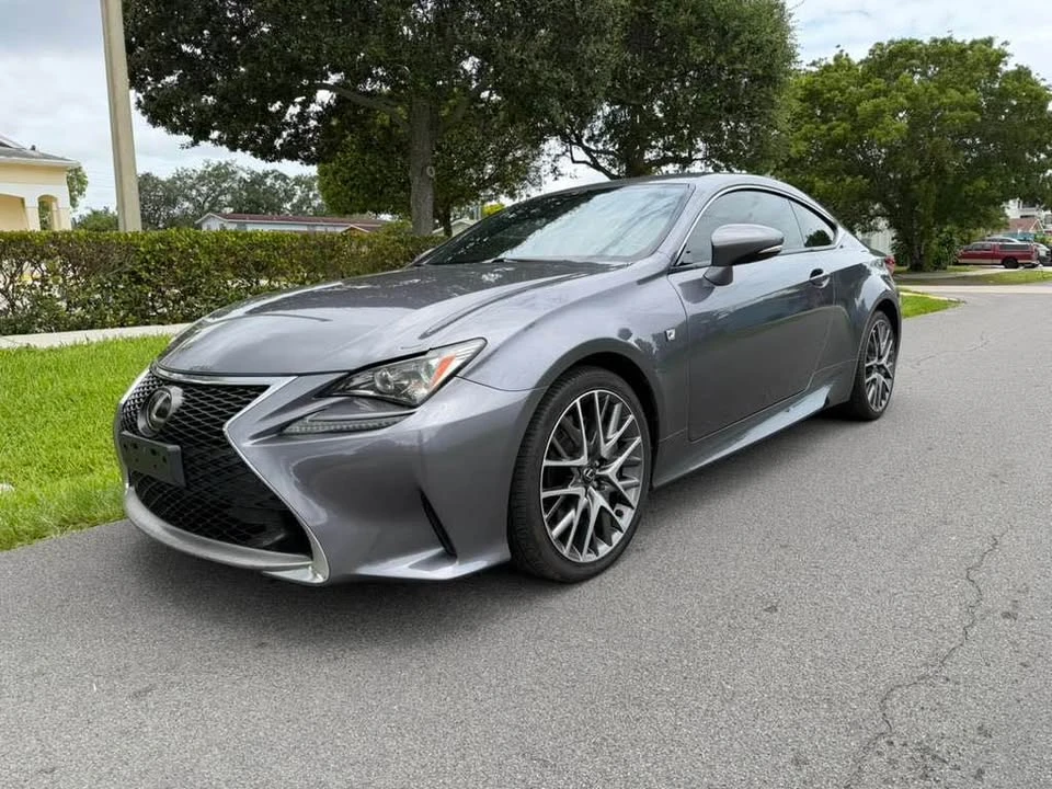 2016 Lexus RC - Image 2 of 13