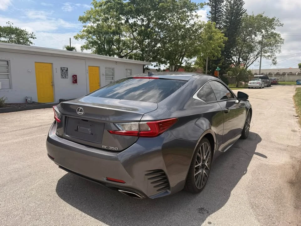 2016 Lexus RC - Image 3 of 7
