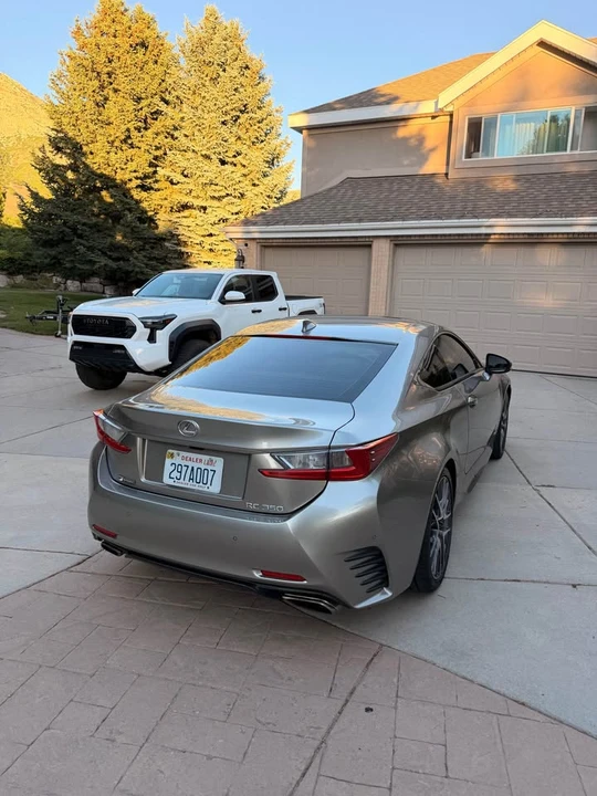 2016 Lexus RC - Image 5 of 10