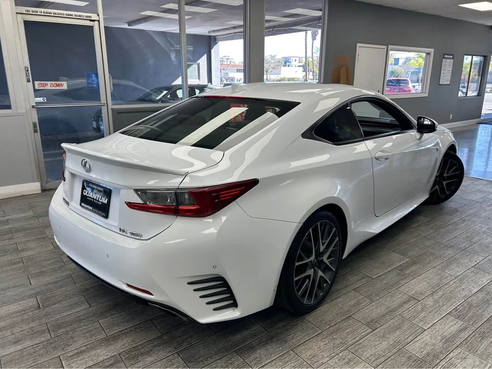 2016 Lexus RC - Image 3 of 6