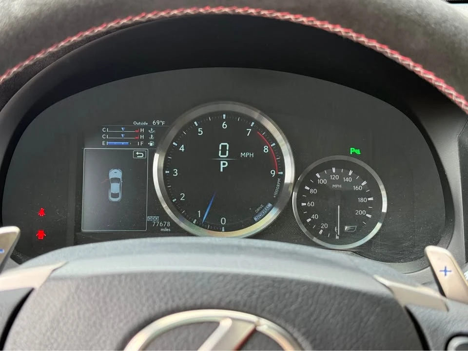 2016 Lexus RC F - Image 14 of 18