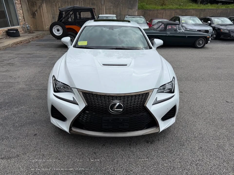 2016 Lexus RC F - Image 2 of 18