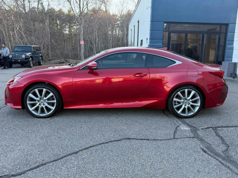 2016 Lexus RC - Image 5 of 19