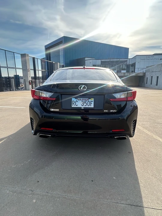 2016 Lexus RC - Image 5 of 21