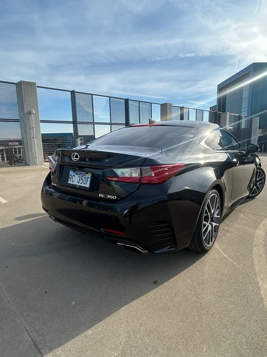 2016 Lexus RC - Image 7 of 21