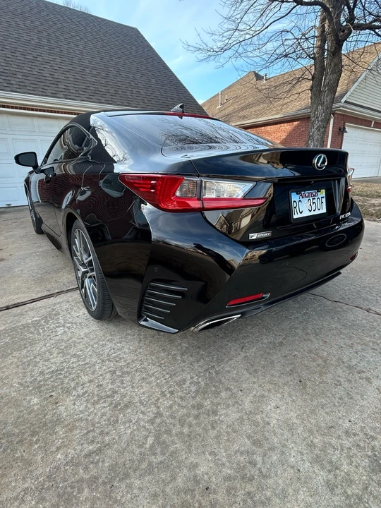 2016 Lexus RC - Image 14 of 21