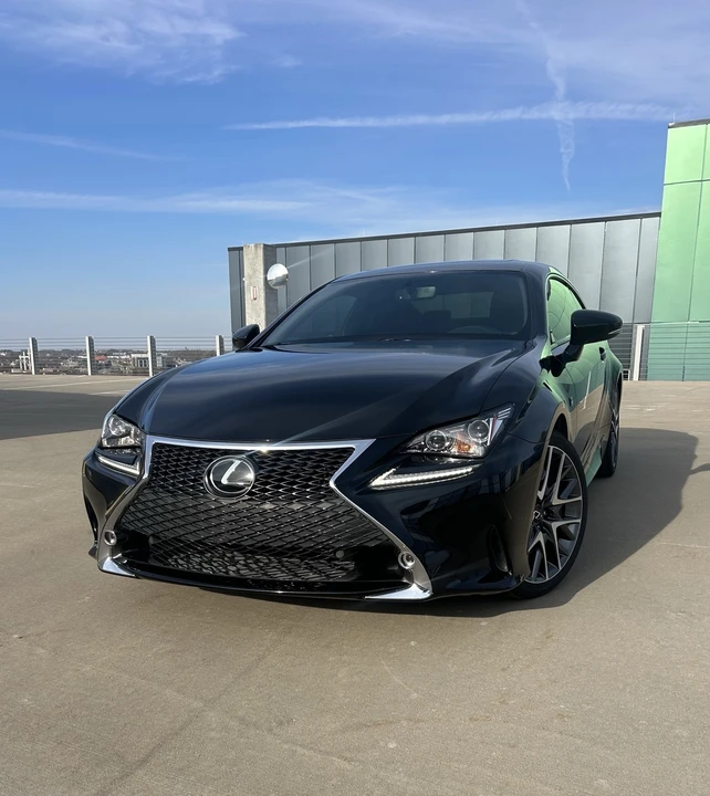 2016 Lexus RC - Image 2 of 21