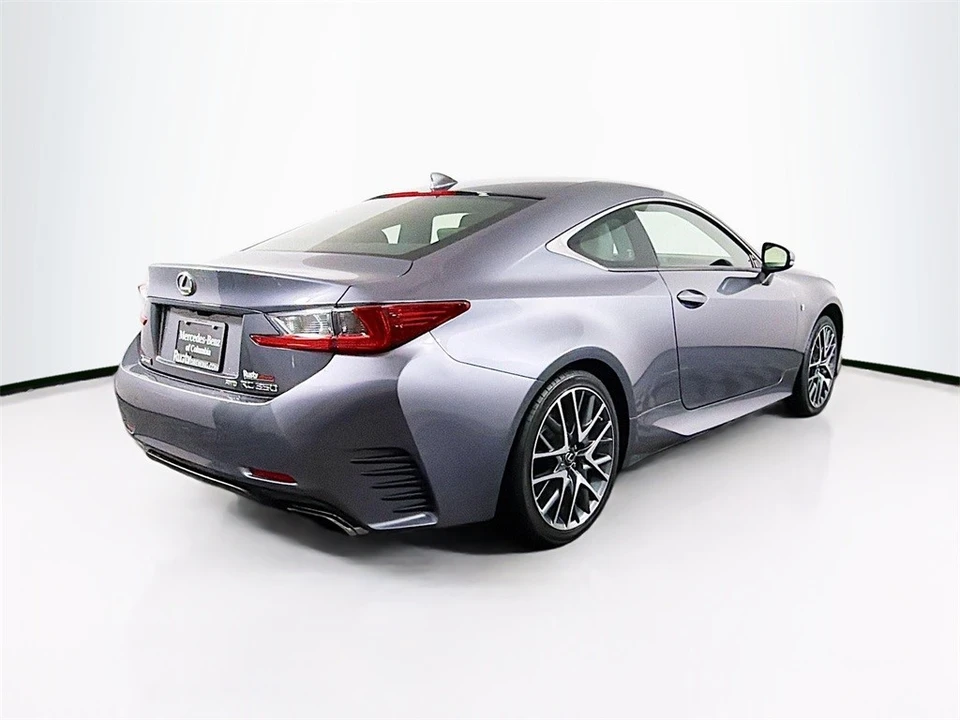 2016 Lexus RC - Image 7 of 12