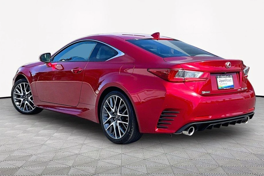 2016 Lexus RC - Image 4 of 20