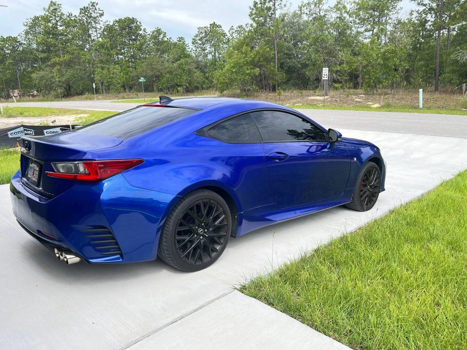 2016 Lexus RC - Image 21 of 22
