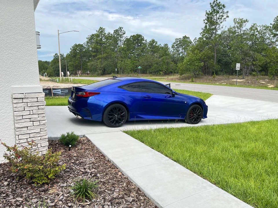 2016 Lexus RC - Image 20 of 22